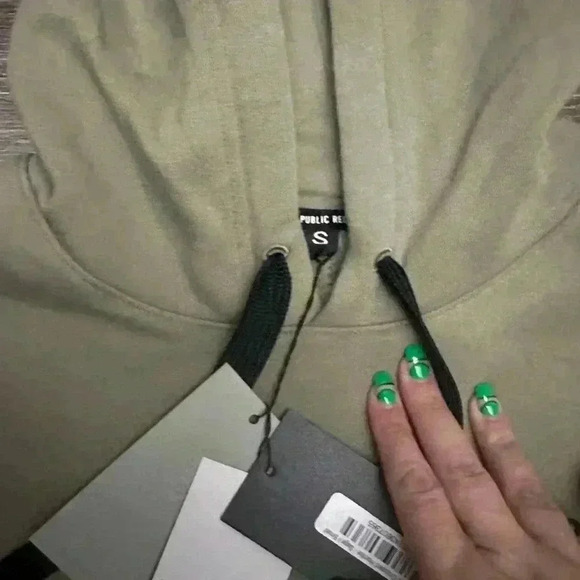 Public Rec Luxe Fleece Cropped Hoodie, size S, Sage, Out Of Office Embroidery - Picture 4 of 6